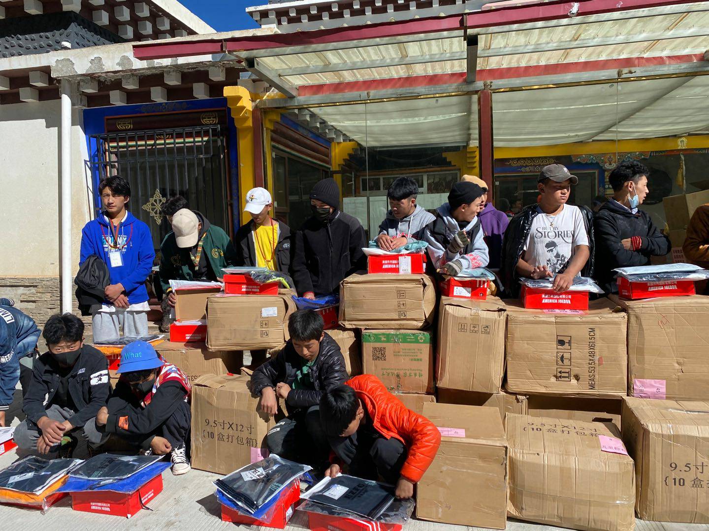 开云官方站网页版登录入口-开云(中国)公益回顾丨家国同欢月同圆 温暖满载甘孜州(图7)