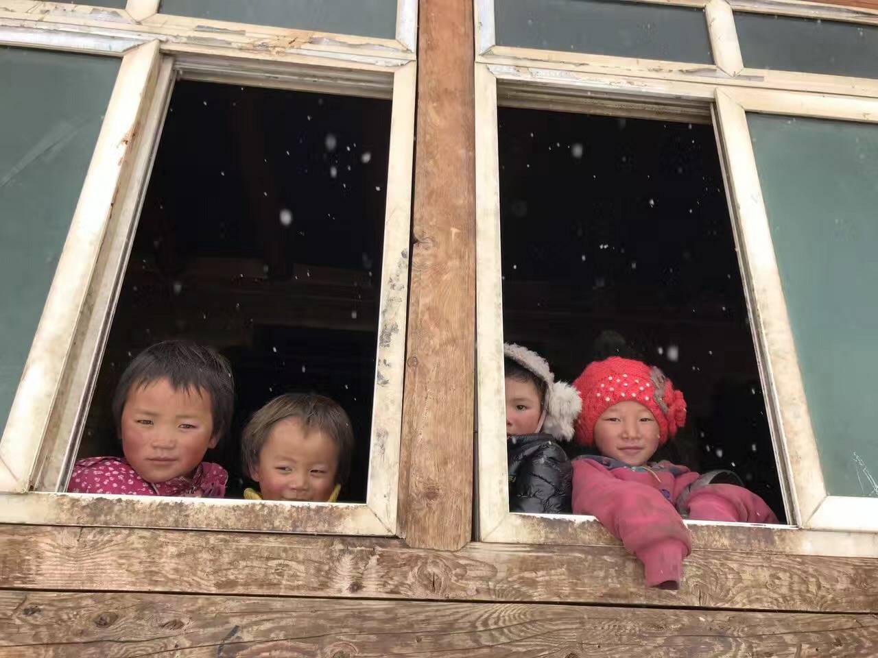 开云官方站网页版登录入口-开云(中国)公益回顾丨家国同欢月同圆 温暖满载甘孜州(图9)